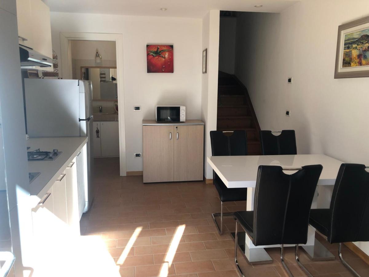 Residenza Lucrezia Appartement Cavaion Veronese Buitenkant foto